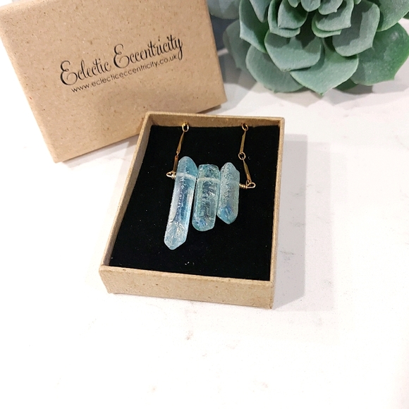 NIB Blue Crystal Gold Plated Necklace - Picture 3 of 4